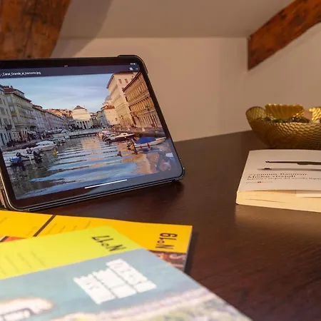 Apartamento Rifugio Hemingway, Centro Con Parcheggio Trieste